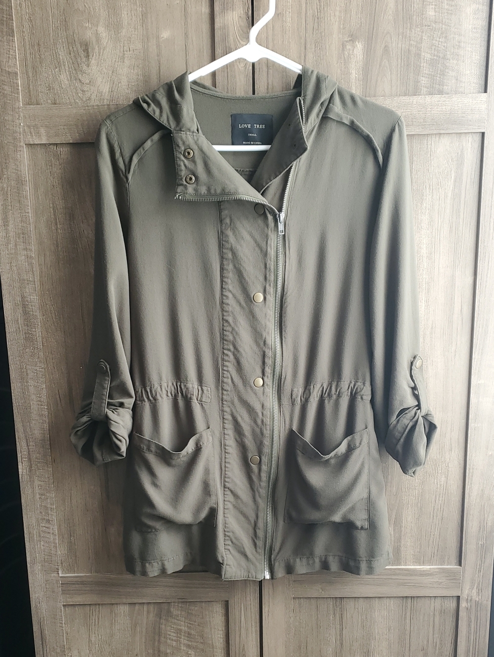 Love Tree Women's Olive Green Hooded Utility Jacket